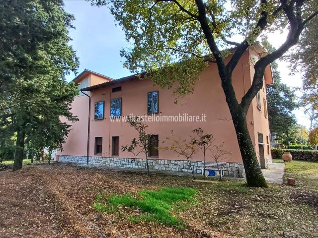 Villa in vendita a Sarteano