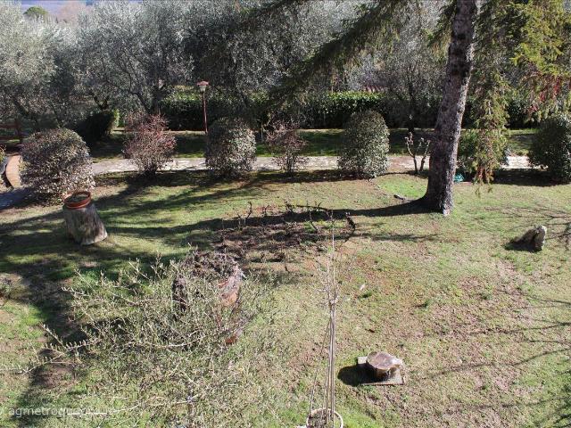 Villa in vendita a Sarteano