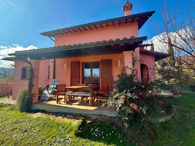Villa in vendita a Sarteano SI