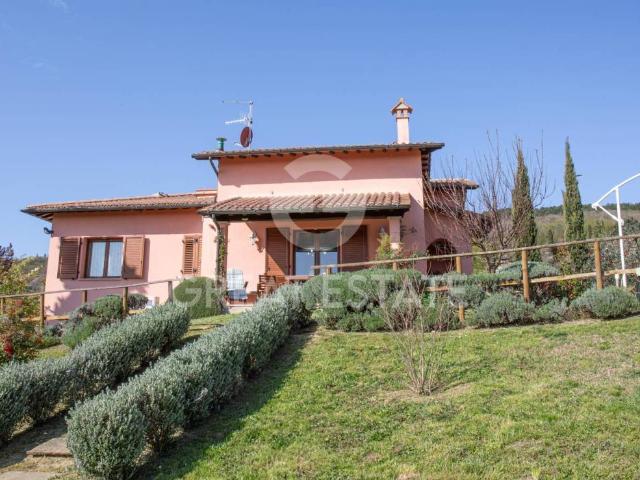 Villa in vendita a Sarteano SI