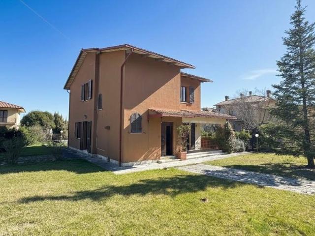 Villa in vendita a Sarteano SI