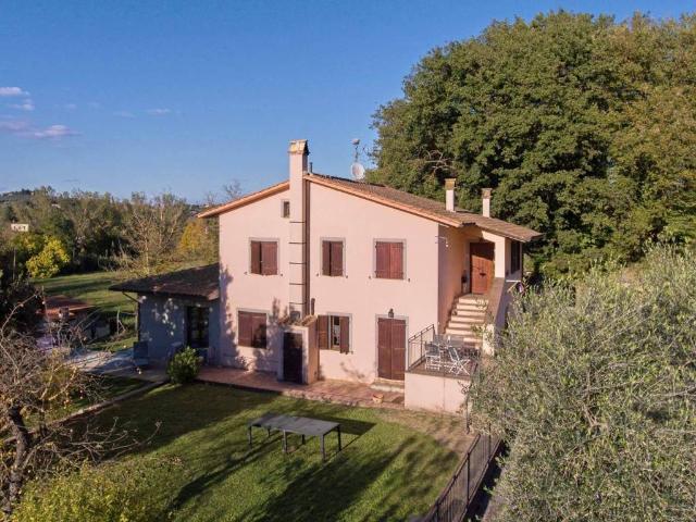 Villa in vendita a Sarteano SI
