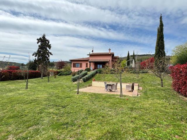 Villa in vendita a Sarteano SI