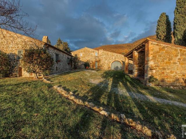 Villa in vendita a Sarteano SI