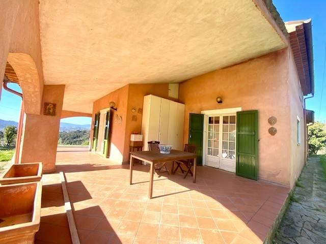 Villa in vendita a Sarzana SP
