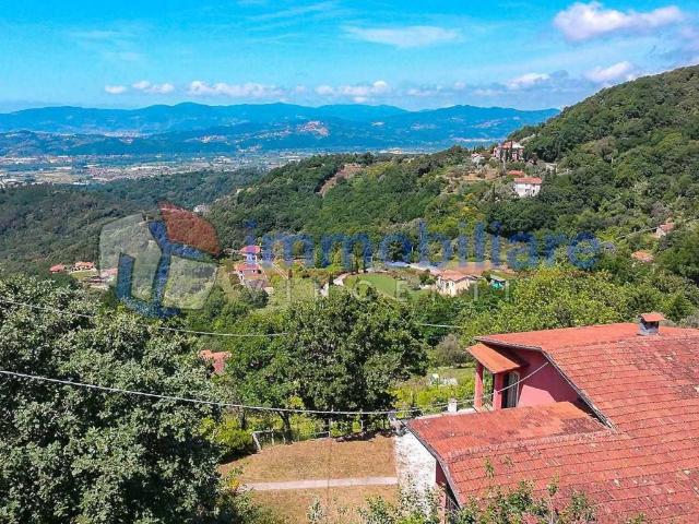 Villa in vendita a Sarzana SP