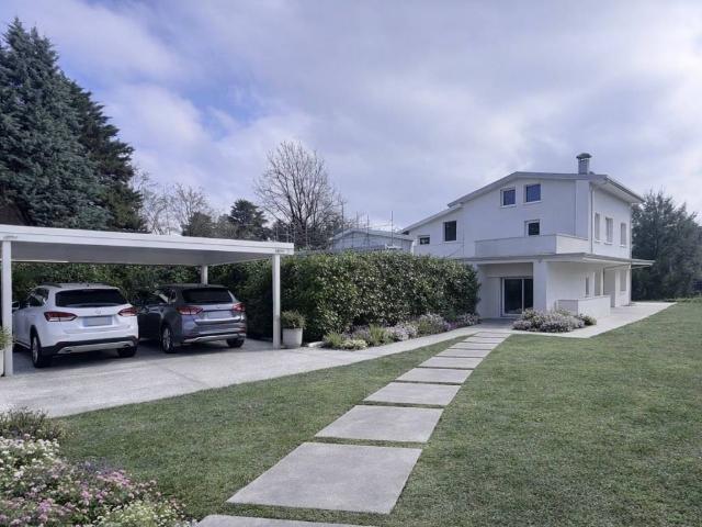 Villa in vendita a Sasso Marconi BO