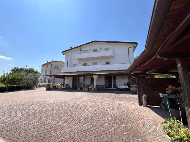 Villa in vendita a Sassofeltrio RN