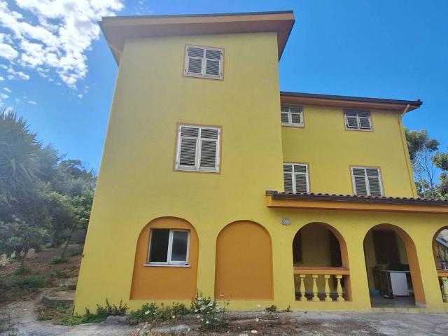 Villa in vendita a Sassari SS