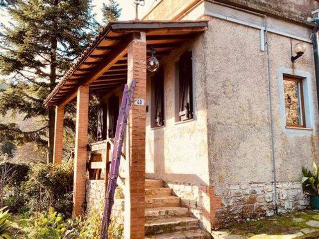 Villa in vendita a Sassetta LI