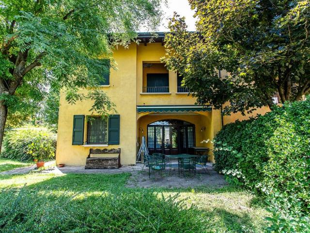 Villa in vendita a Sassuolo MO