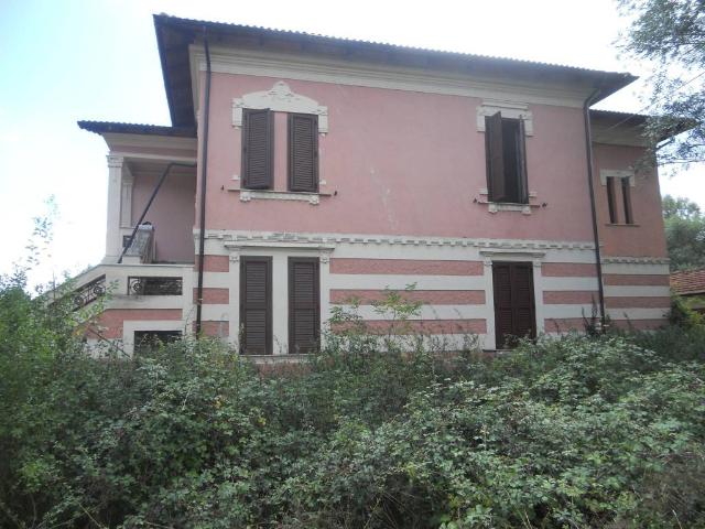 Villa in vendita a Scurcola Marsicana AQ