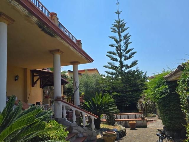 Villa in vendita a Scalea CS