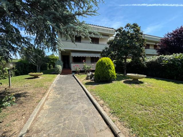 Villa in vendita a Scandicci