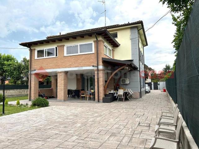 Villa in vendita a Scandiano RE