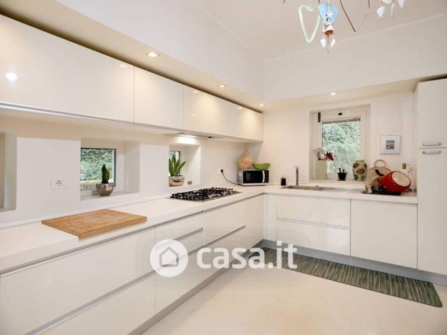 Villa in vendita a Scandriglia RI