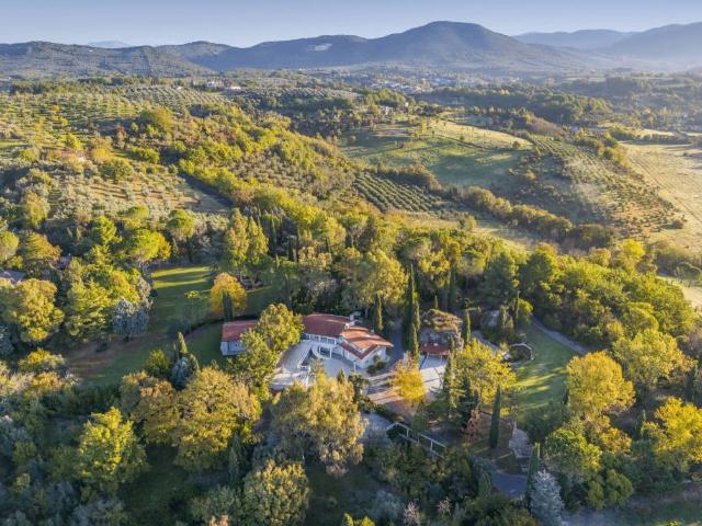 Villa in vendita a Scandriglia RI