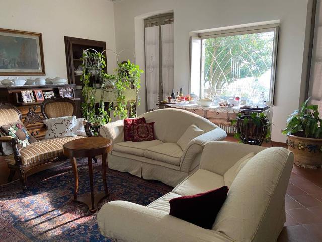 Villa in vendita a Scanzorosciate BG