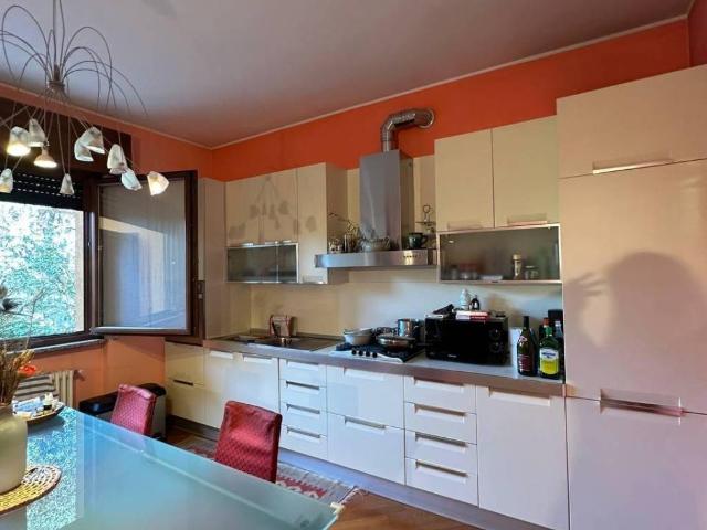 Villa in vendita a Scanzorosciate BG