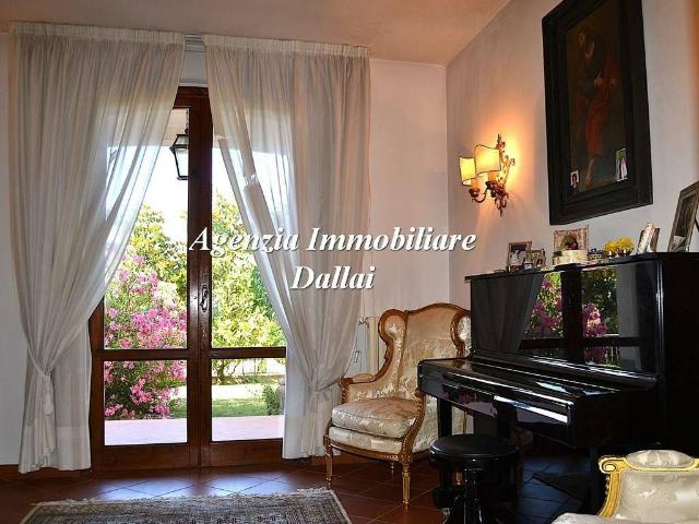 Villa in vendita a Scarperia e San Piero FI