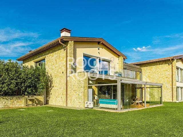 Villa in vendita a Scarperia e San Piero FI