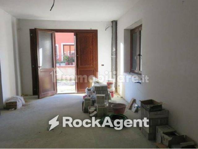 Villa in vendita a Scoppito AQ