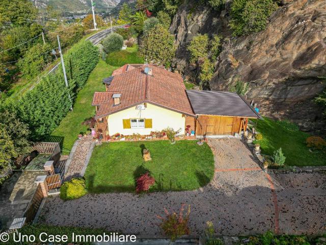 Villa in vendita a Settimo Vittone TO