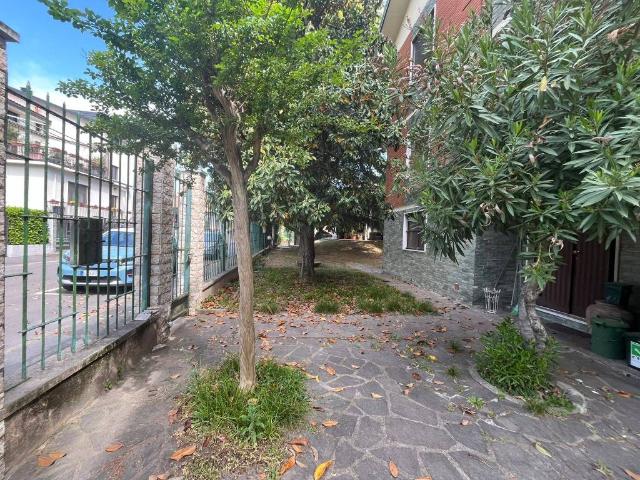 Villa in vendita a Settimo Milanese MI