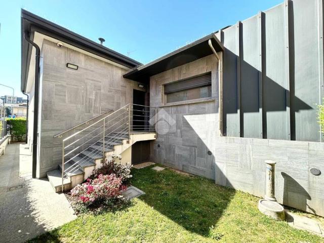 Villa in vendita a Settimo Milanese MI