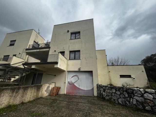 Villa in vendita a Settingiano CZ