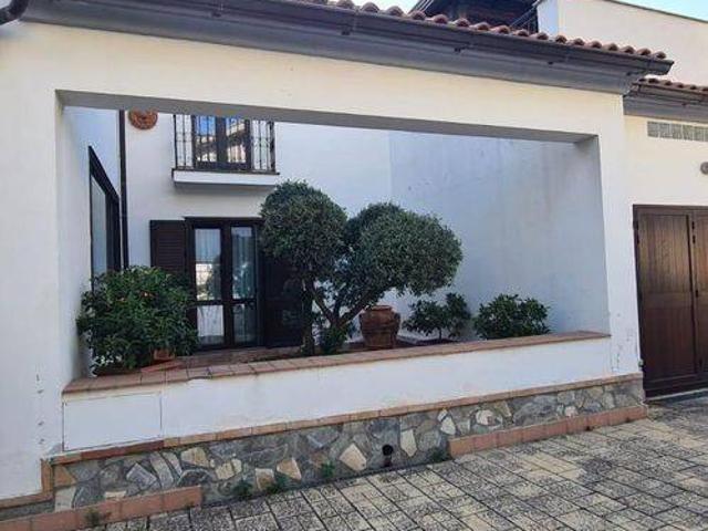 Villa in vendita a Settingiano CZ
