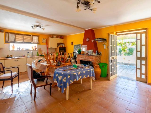 Villa in vendita a Sezze LT