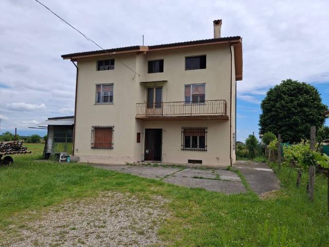 Villa in vendita a Sedegliano UD
