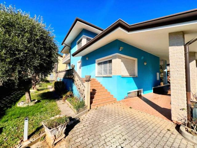 Villa in vendita a Sedegliano UD