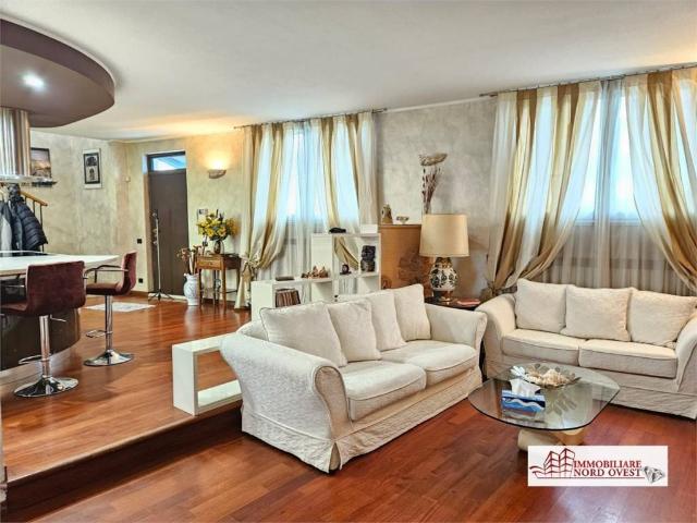 Villa in vendita a Sedriano MI