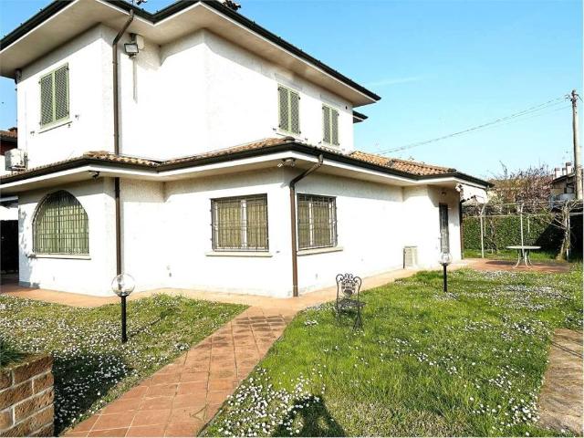 Villa in vendita a Segrate MI