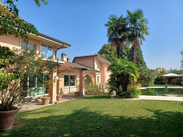 Villa in vendita a Segrate MI