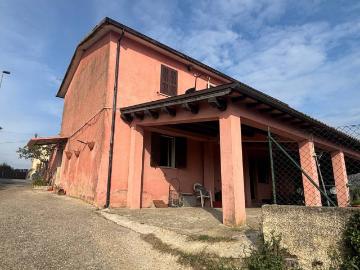Villa in vendita a Selci RI