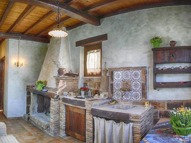 Villa in vendita a Selci RI