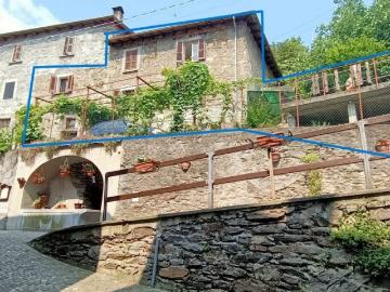 Villa in vendita a Sellero BS