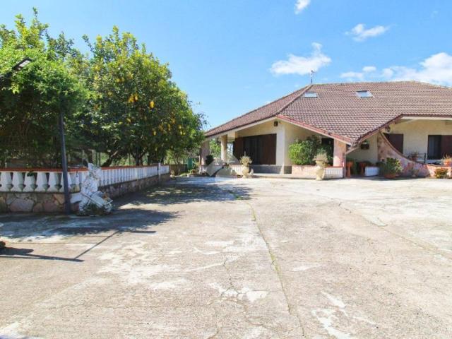 Villa in vendita a Sellia Marina CZ