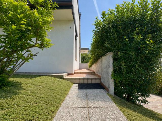 Villa in vendita a Selvazzano Dentro PD