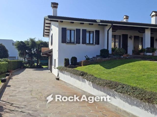 Villa in vendita a Selvazzano Dentro PD