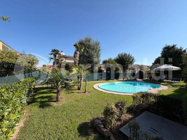 Villa in vendita a Selvazzano Dentro PD