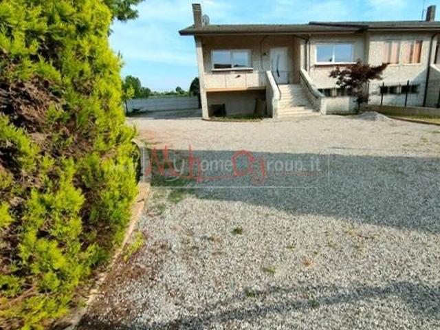 Villa in vendita a Selvazzano Dentro PD