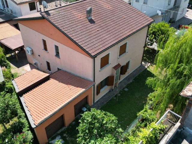 Villa in vendita a Selvazzano Dentro PD
