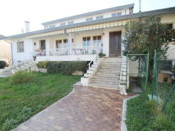 Villa in vendita a Selvazzano Dentro PD