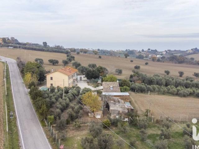 Villa in vendita a Senigallia AN