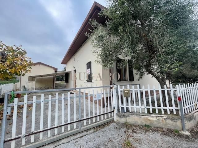 Villa in vendita a Senigallia AN
