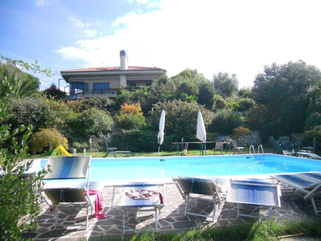 Villa in vendita a Senigallia AN